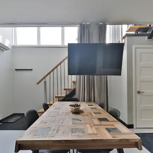 Parc Avenue Lofts Aparthotel