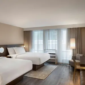 Hotel Springhill Suites Old Montreal