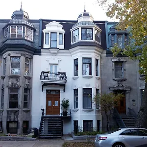 Couette-café Gingerbread Manor, Montréal
